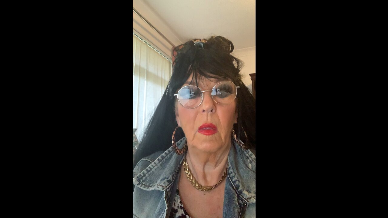 The senior rock chics off again