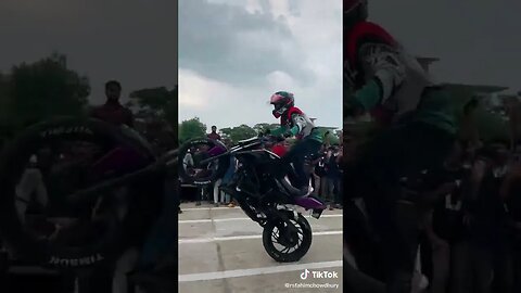 😱reaction😱 #shortvideo#bike🔥 #reaction#stuntrider😱#stunt#stuntbike#rider😱WhatsApp status🔥