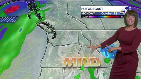 Beautiful mid-October weather sticks around through the weekend