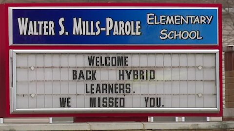 Students return back to school in Anne Arundel County