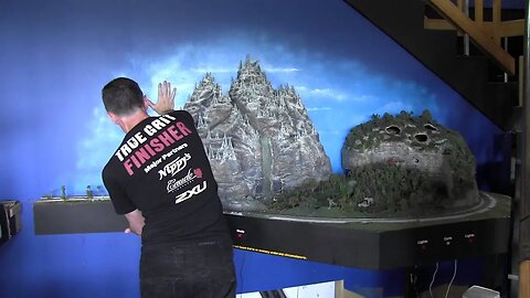 Indiana Jones Scale Model Train Set Teardown