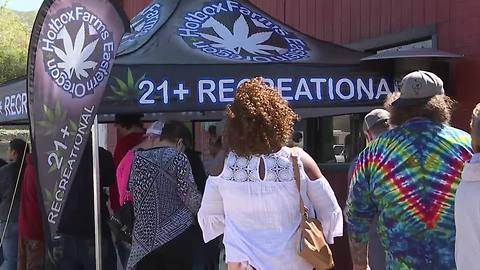 People from Idaho cross the border to get marijuana on 4/20