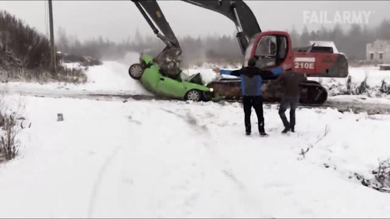 “Oops! The Ultimate Collection of Hilarious Accidents, Fails, and Near Misses