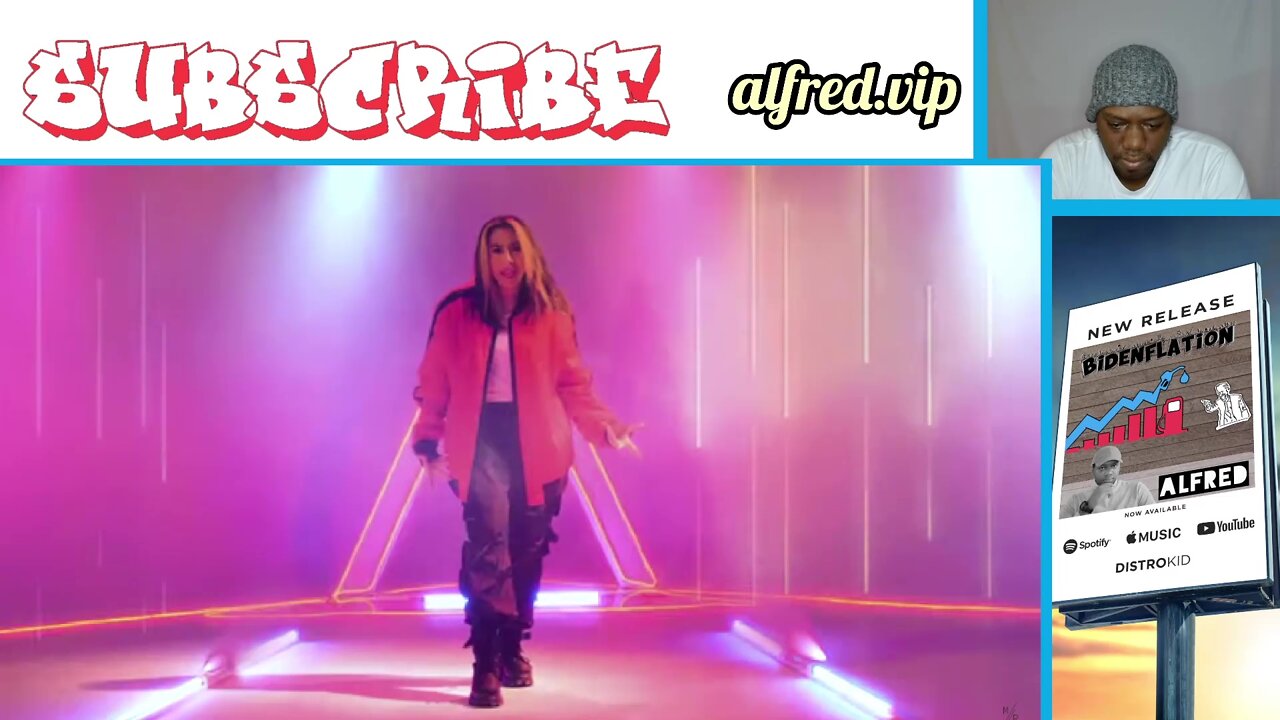 Maddie Rey : On My Way : Music Reviews - by Alfred