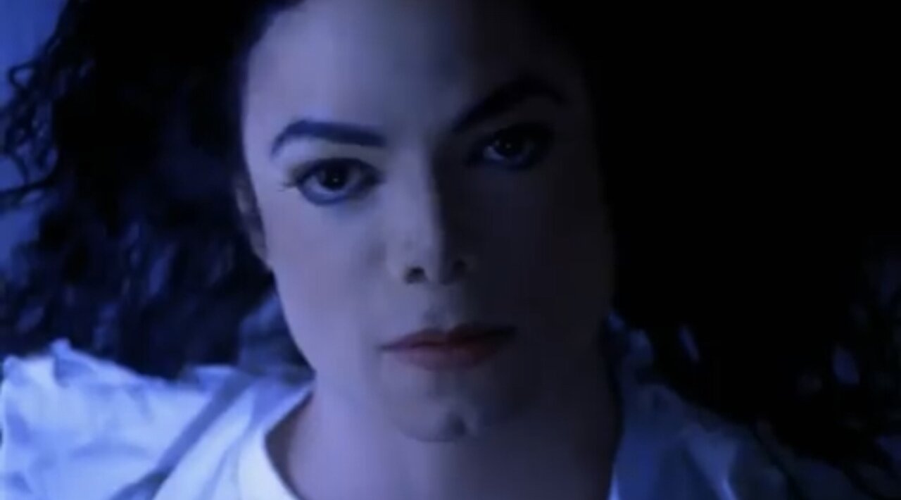 Michael Jackson - Ghosts