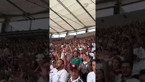 13 JOGOS E SÓ UMA DERROTA: TRICOLORES CANTAM E FLU MANTÉM VANTAGEM NO CLÁSSICO VOVÔ