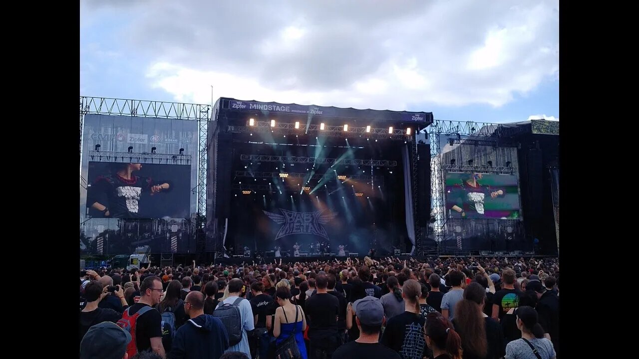 BABYMETAL-MY FIRST TIME -LIVE-ROCK IN VIENNA-AUSTRIA 2015-PART ONE