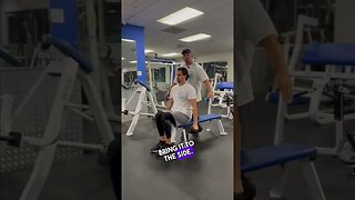 UNBELIEVABLE SHOULDER EXERCISE #shorts