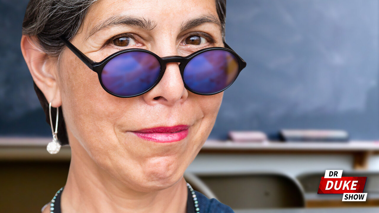Ep. 450 – Veteran Educator Reveals What She’s Being Forced To Teach About Race