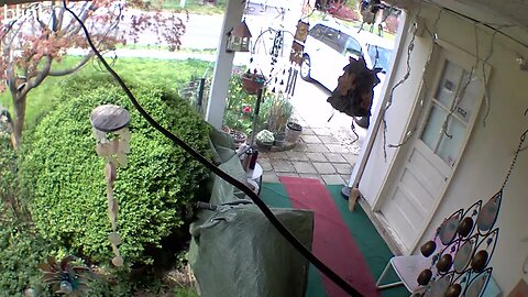 2_WEST_FLOODLIGHT_VIDEO_CAM_2023-04-06T13_17_45-0400.mp4