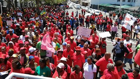 SOUTH AFRICA - Cape Town - COSATU March to Parliament (Video) (uNM)