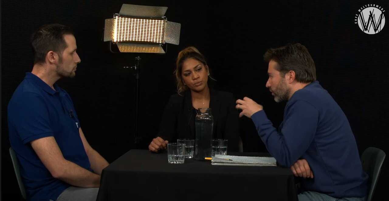 In het gelid voor vrijheid | James Roolvink met veteranen Ard Daniëls en Madhu Kasi