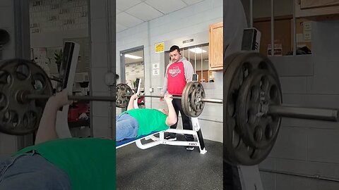 275lbs x 15 reps, Crazy 🤪 old man