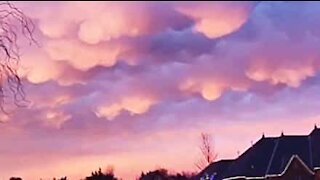 Le ciel de l'Oklahoma semble fluorescent!