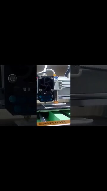 Entina Tina2s printing soda opener/lid #3dprinter