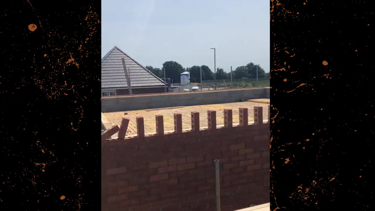 Relaxing and Satisfying Video of Workers doing a Great Job! Oddly Chill.