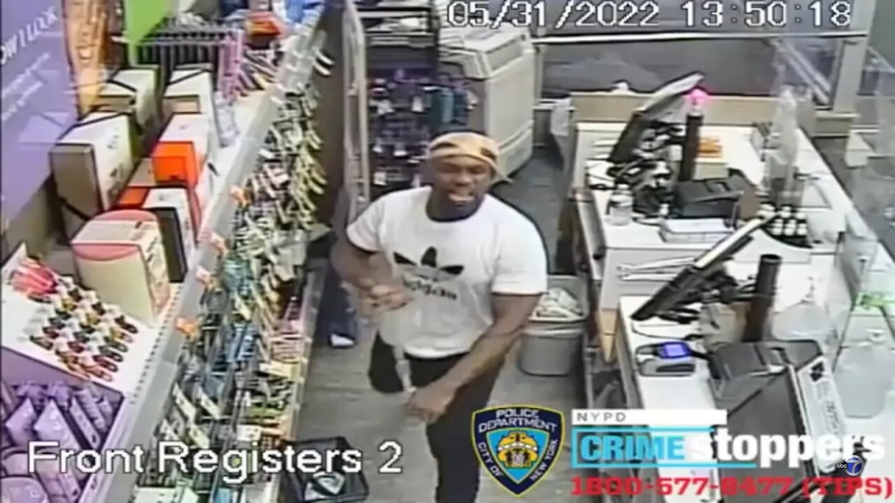 MANHATTAN | Man steals from Duane Reade, then returns to beat employees with chain