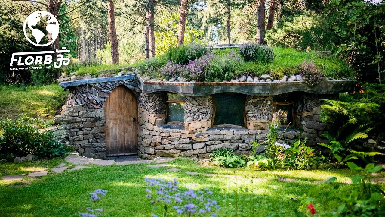 Man Builds Earthen Hobbit Inspired Building in Scotland