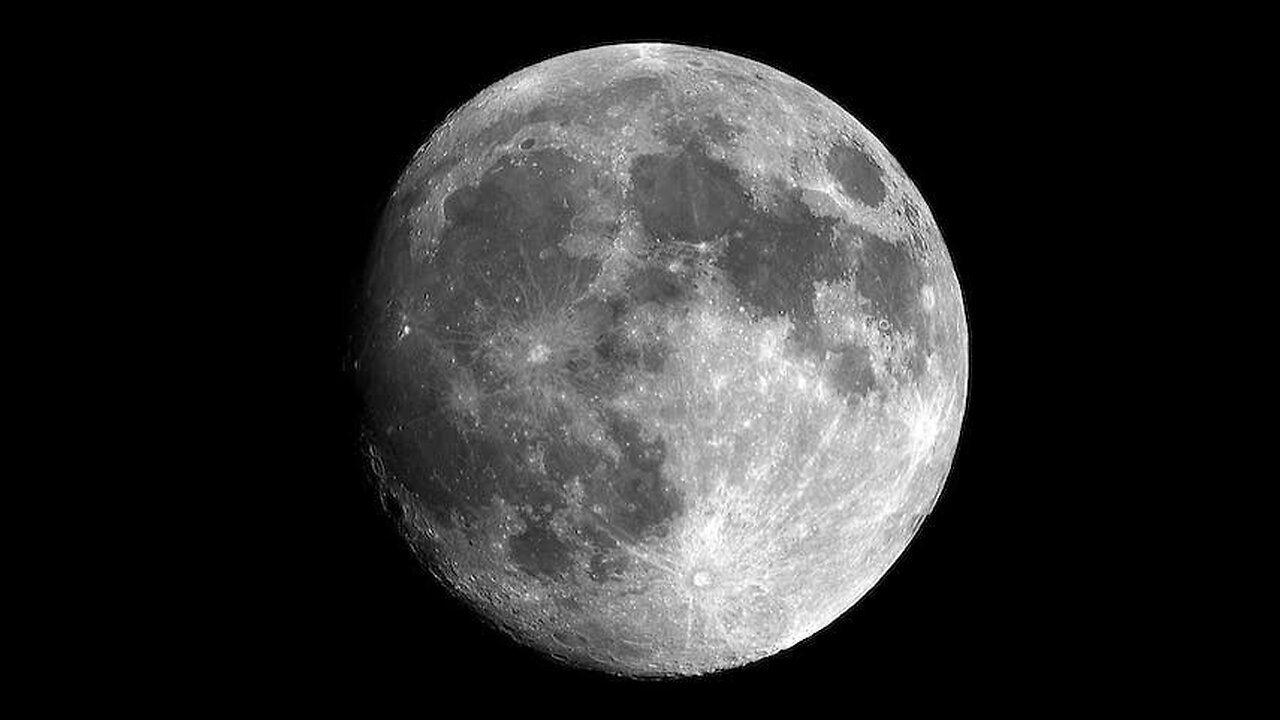 Clearest Moon Image Captured By a 16-Year-Old_ _ It Happens Only in India _ National Geographic