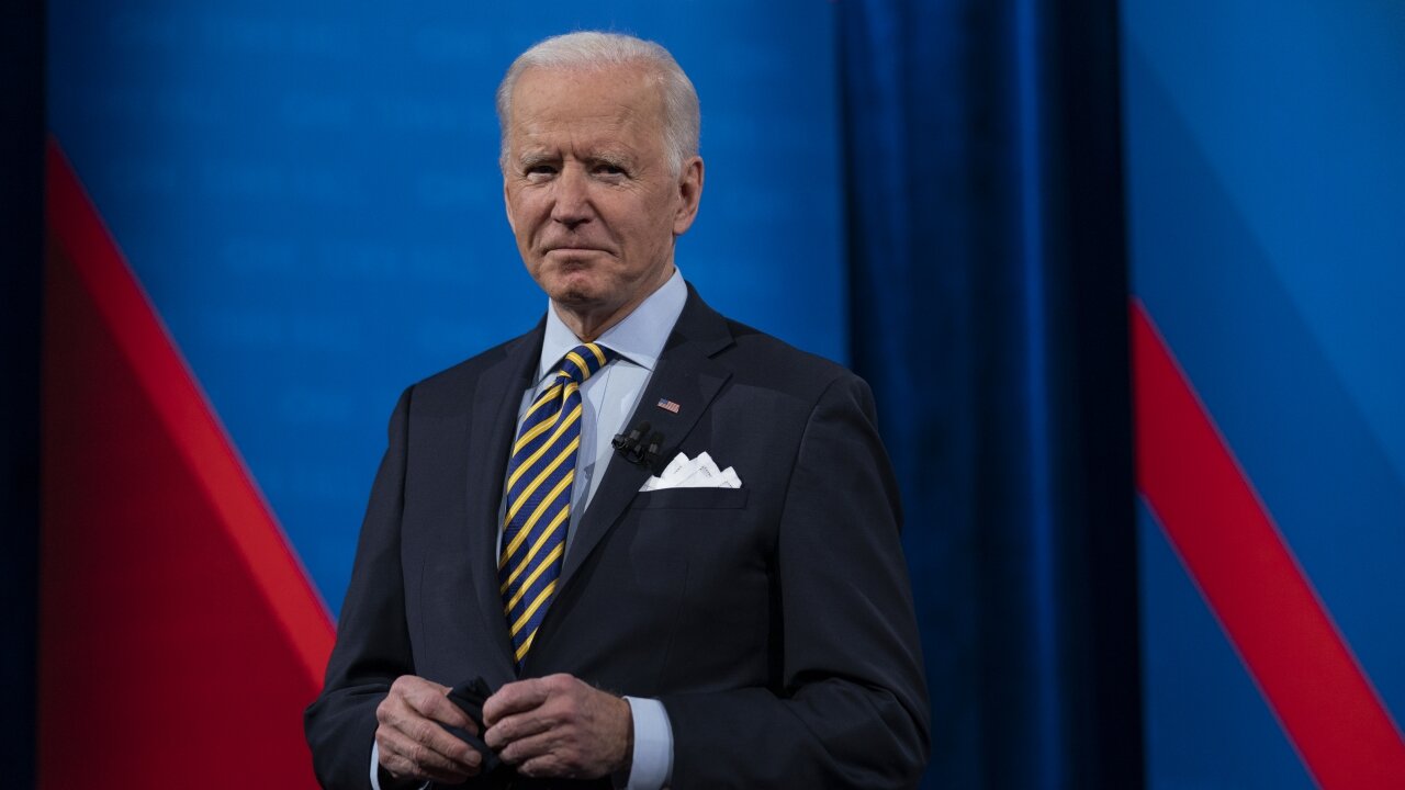 Biden Administration Vaccine Distribution Plan Follows Trump Playbook
