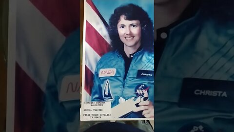 Christa McAuliffe, teacher, unfortunately Challenger exploded on liftoff. 1986 🙏