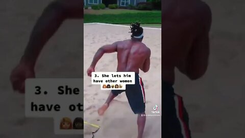 3 reasons why Bobby Smurdha got white heaux’s when he got out of jail 👑