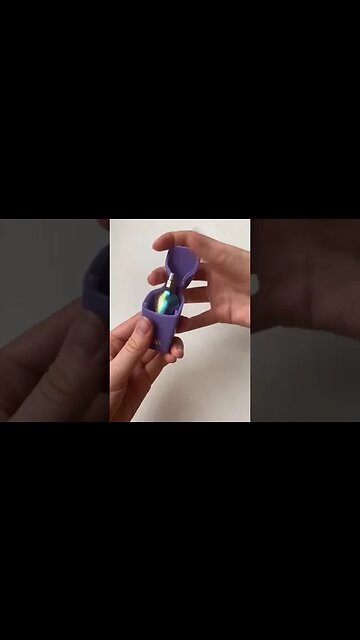 Silicone Egg Separator How pretty is the daisy? ☺️#homesweethome #amazonmusthave #shorts