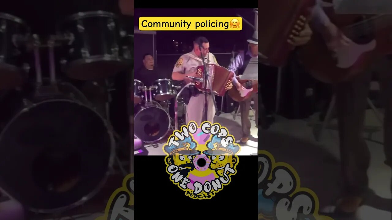 Community policing! #accordian #community #CommunityPolicing #shorts #fyp #police #viral #trending