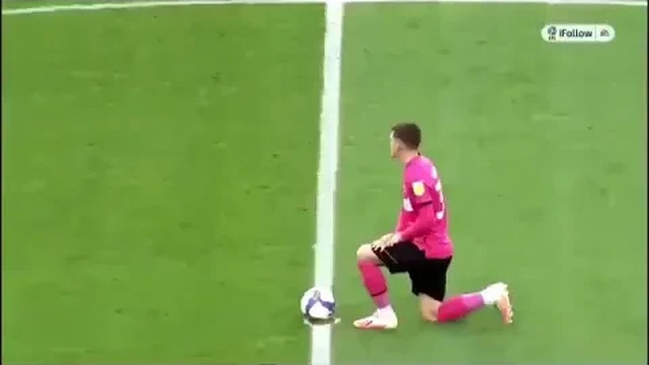 Is it Racist for Millwall fans to boo players for taking a knee before the game?