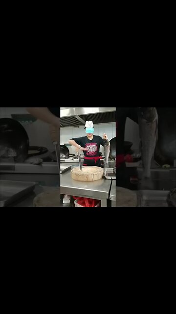 Blindfolded Chinese Girl Chef Makes With The Knife Tricks
