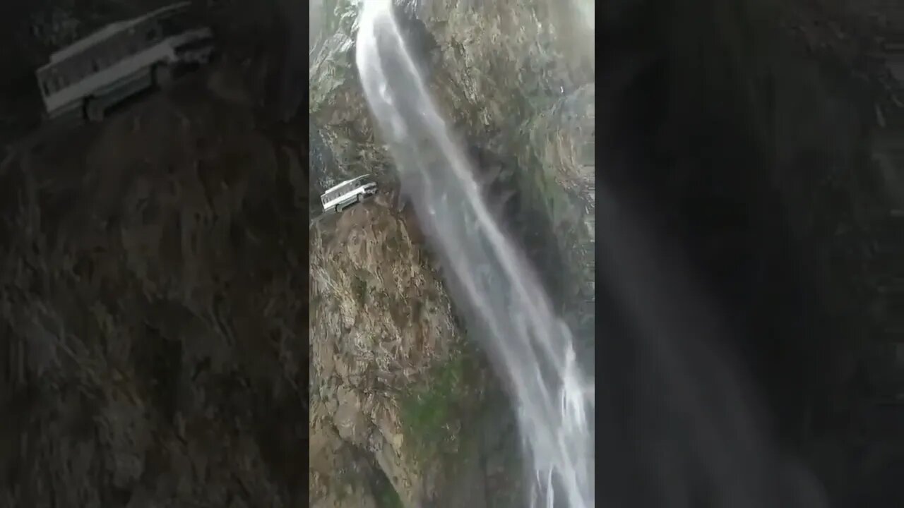 তোমার ভাঙা গাড়িতে আমি যাবো না। adventures ride with bus।।