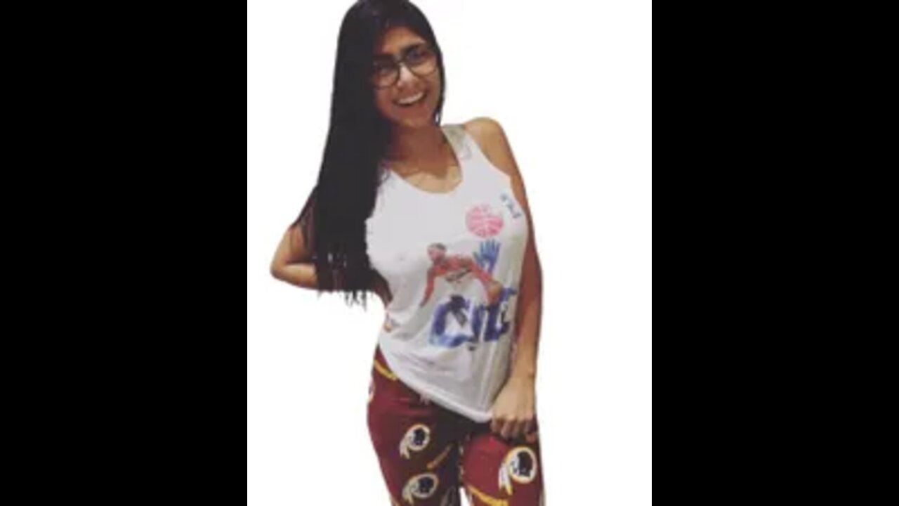 صوفيا طالوني يف.ضح ويكشف المستور شوفو البنات اشنو كيديرو في تركيا🔥