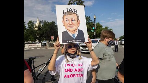 GOP Senators Want DOJ to Stop Protesters Outside SCOTUS Homes