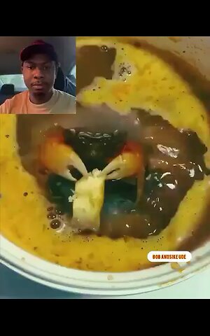 Crab being cooked in a pot of boiling water still found time to eat 🤣💀