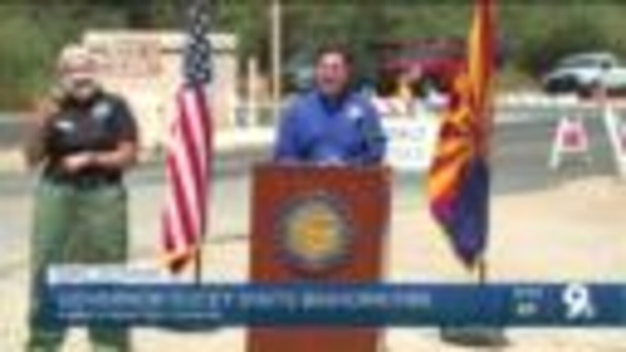 Governor Ducey visits Bighorn Fire