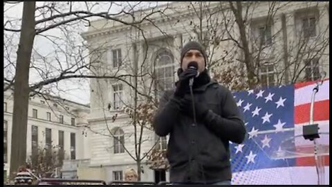 Mikki Willis & Leigh Dundas at DC Freedom Rally