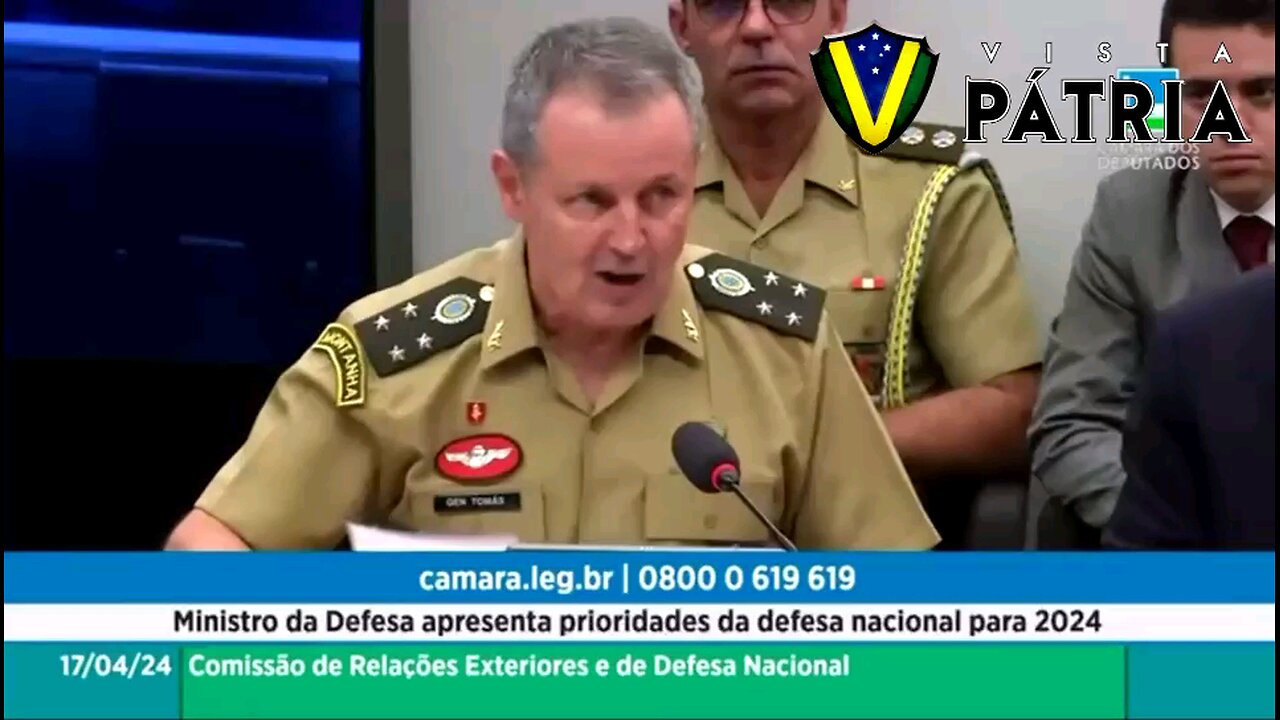 GRAVE: Transtornado com o orçamento, comandante do Exército exalta a grama cortada nos quartéis.