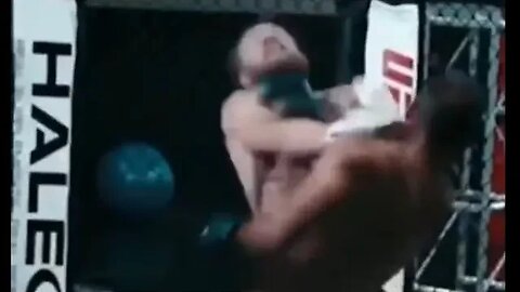 The GOAT Artem Lobov stuns Conor Mcgregor with uppercut