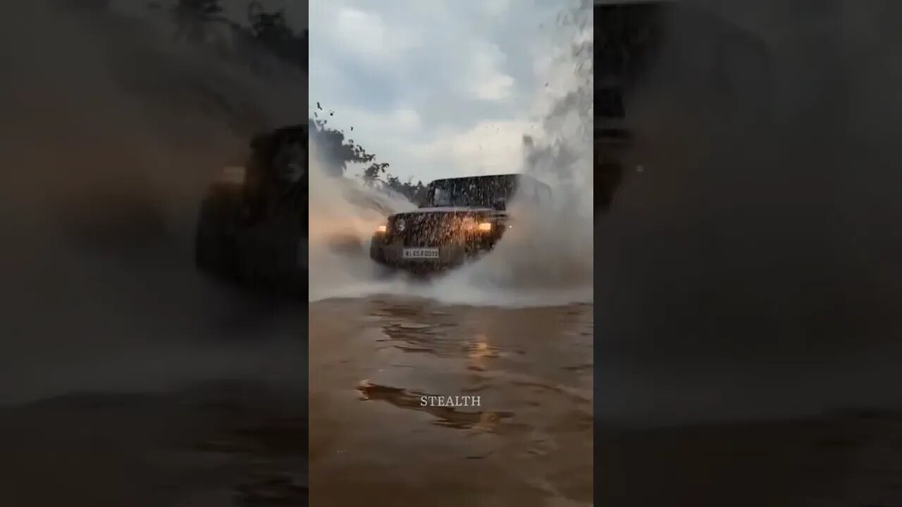 thar stunt car vs watar ❤️