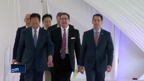 Foxconn contract vote delayed, lacking guarantee