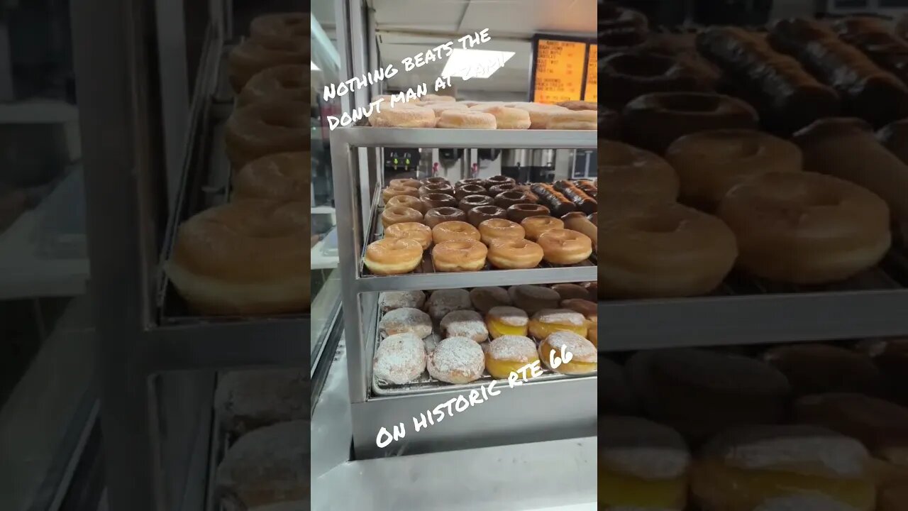 Late Night Munchies at The Donut Man on Route 66!