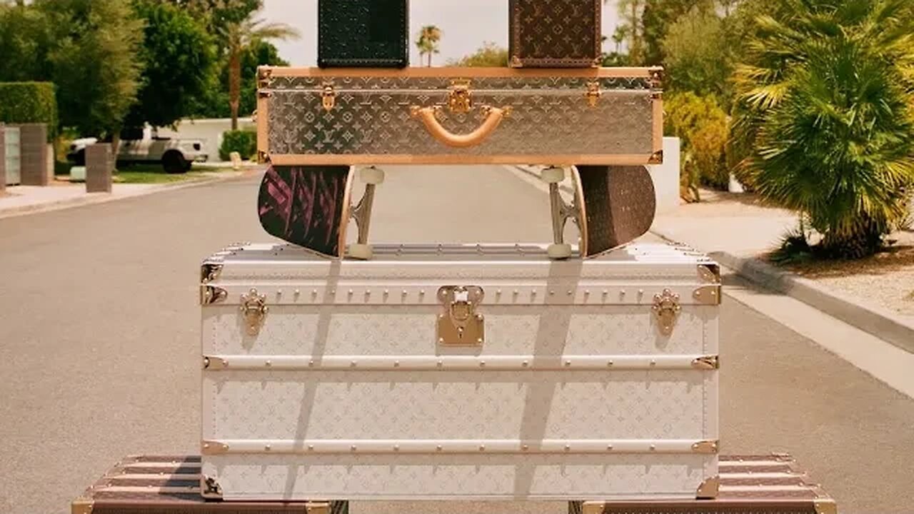 WORLD MOST EXPENSIVE LOUIS VUITTON TRUNK !!