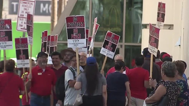 Culinary Union picketing The D, Westgate hotel-casinos