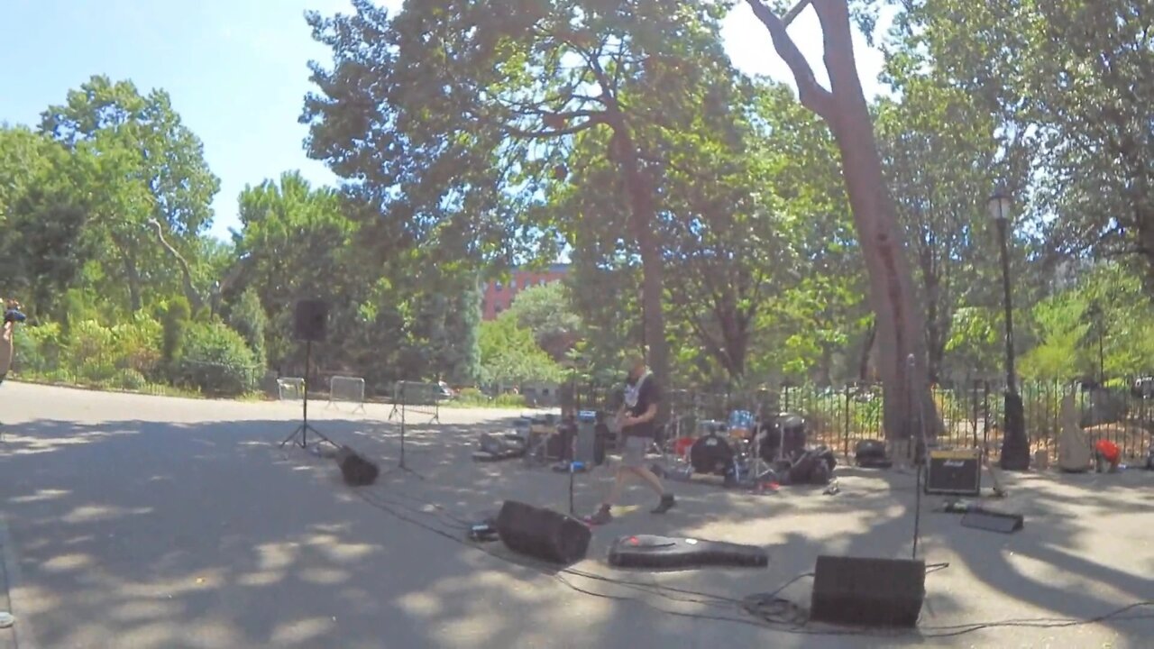 HzB Mike Erg opens show Tompkins Square Park NYC 7-31-22