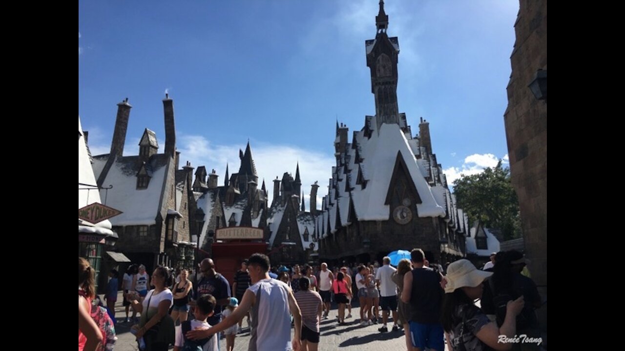 Hogsmeade at Universal