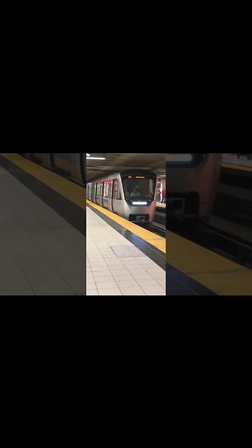 Slick Montréal Metro