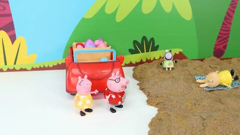 169 3Peppa Pig at the Beach finds DINOSAUR Fossils Toy Learning Video for Kids!