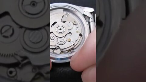 How to remove stem (crown) from seiko cal. 7009