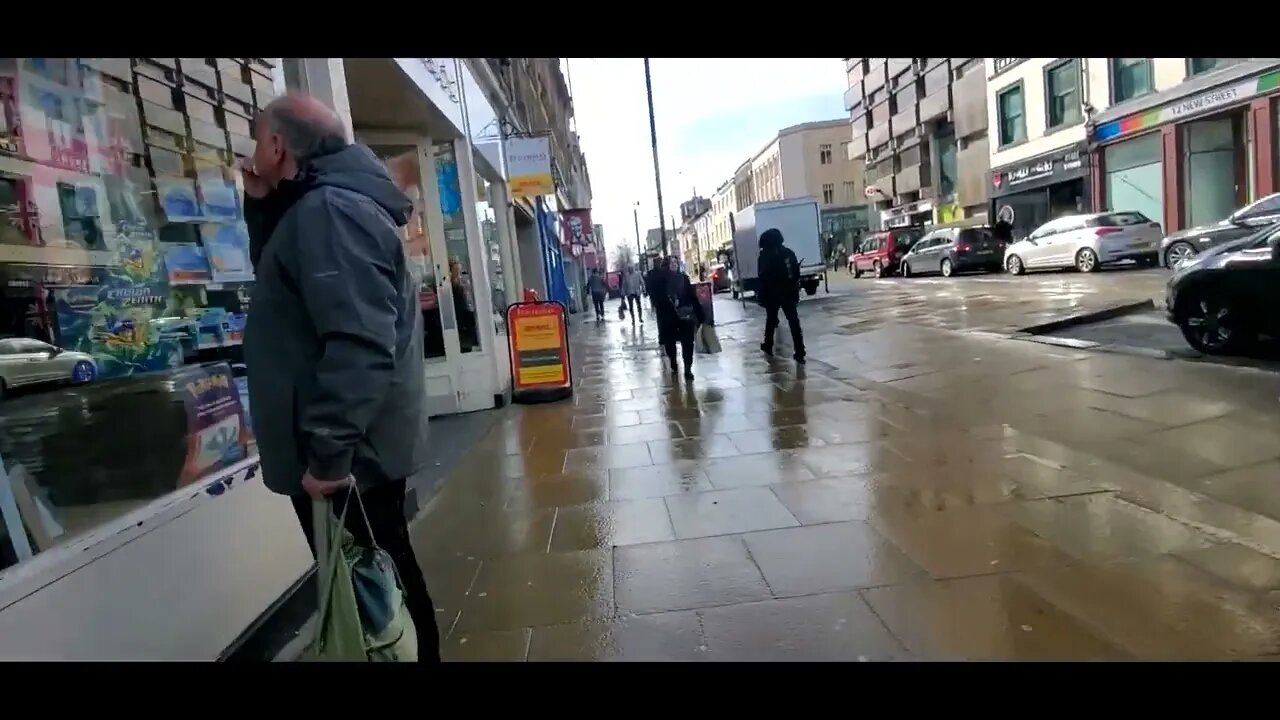 Wonder Around Huddersfield