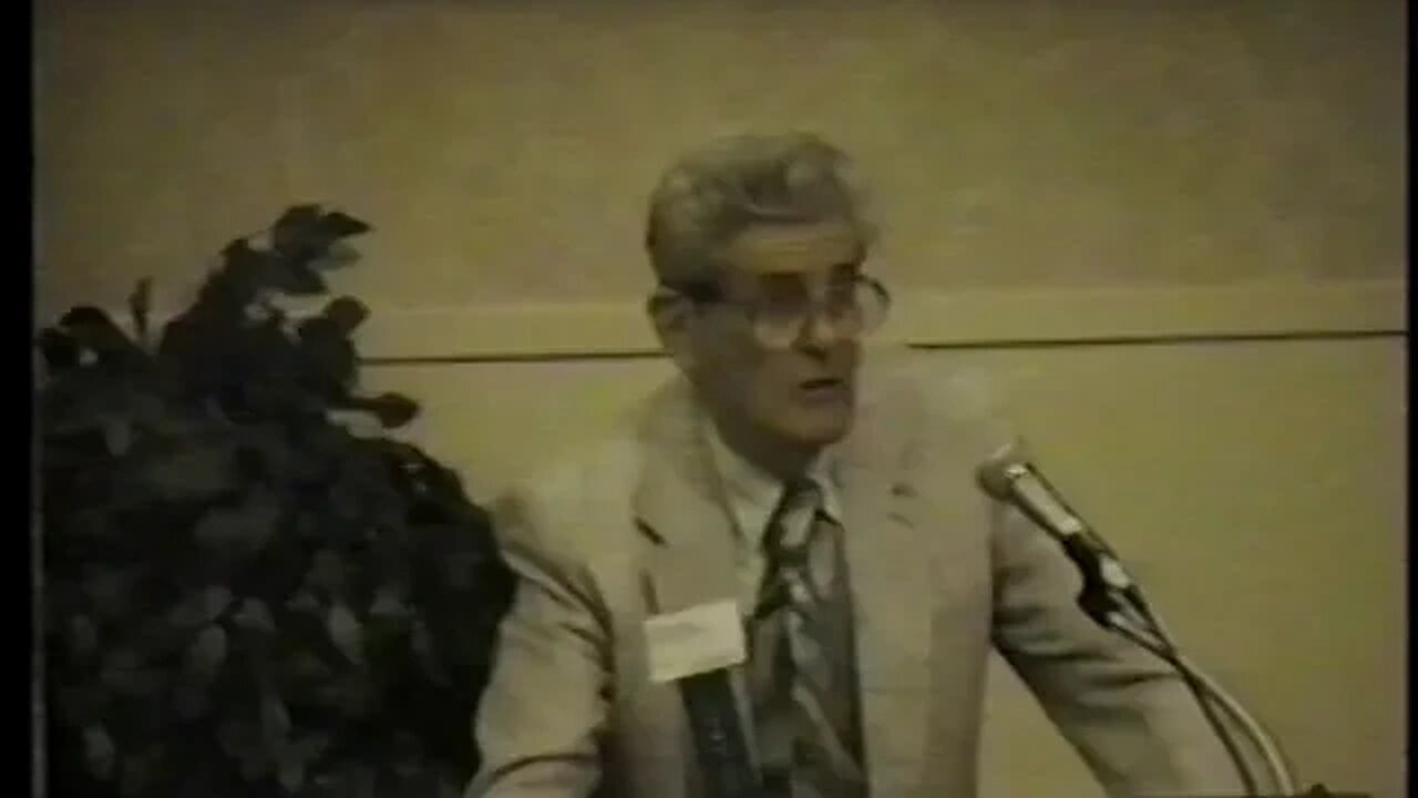 Dr. Steelink and Dr. Jones discuss fluoride and tooth decay, Tucson, 1995
